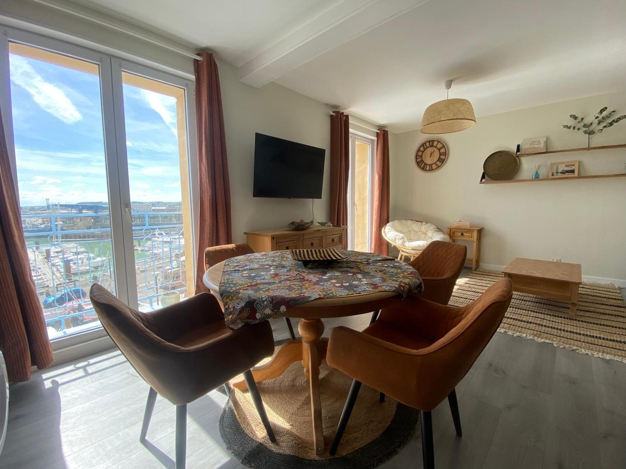 Etablissement 3 Etoiles Avec Ascenseur, 3 Appartements Lumineux Vue Port Avec Balcon, 200M De La Mer, Wifi Fibre, Tous Service Inclus Dieppe Kültér fotó