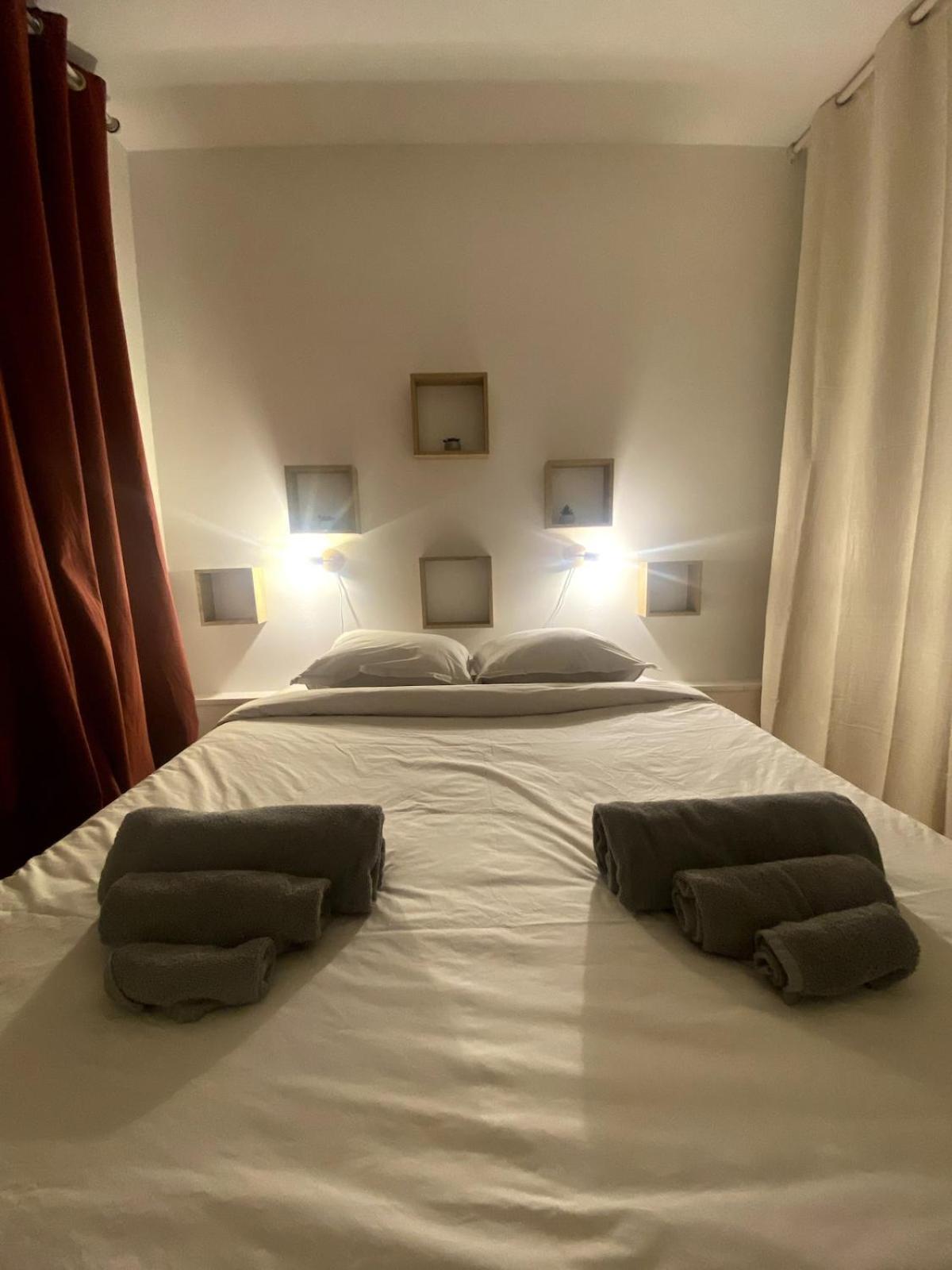 Etablissement 3 Etoiles Avec Ascenseur, 3 Appartements Lumineux Vue Port Avec Balcon, 200M De La Mer, Wifi Fibre, Tous Service Inclus Dieppe Kültér fotó